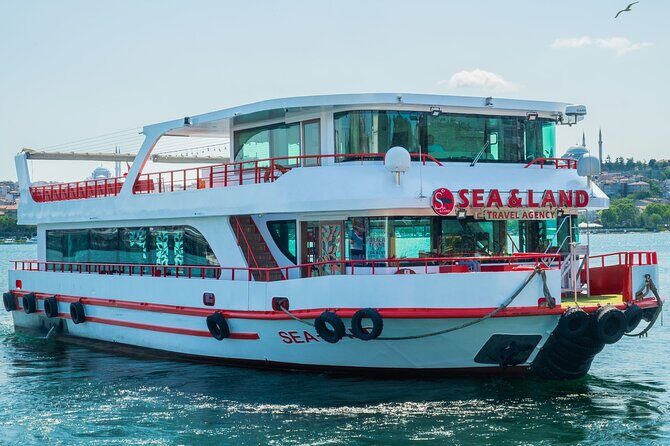 Bosphorus Sightseeing Cruise Tour with Audio Guide - Asian shore highlights: fortresses, summer pavilions, and the Maiden’s Tower effect