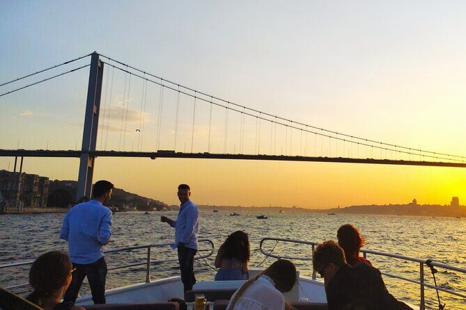 Bosphorus Sunset: An Enchanting Yacht Cruise in Istanbul - Following the shoreline: Bosphorus Strait views you can actually place