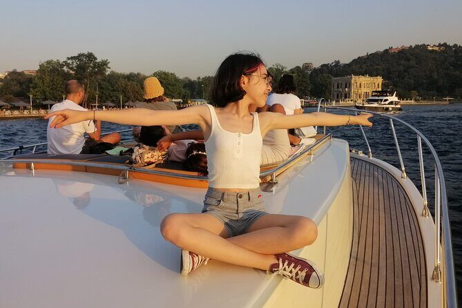 Bosphorus Sunset Cruise on Luxury Yacht with Transfers - What the route feels like on the water