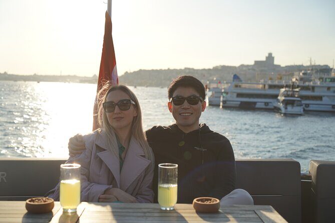 Bosphorus Sunset Cruise on Luxury Yacht with Transfers - Dolmabahçe Palace and Çırağan Palace: the European-side royal show