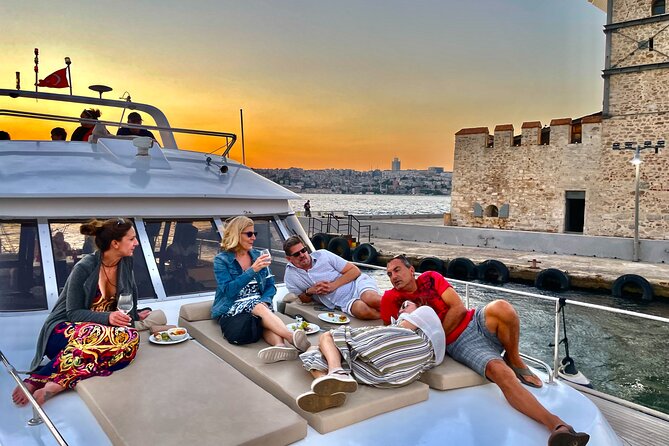 Bosphorus Sunset or Daytime Yacht Cruise with Snacks & Live Guide - Beykoz Side: Fatih Sultan Mehmet Bridge and Kanlıca’s Calm