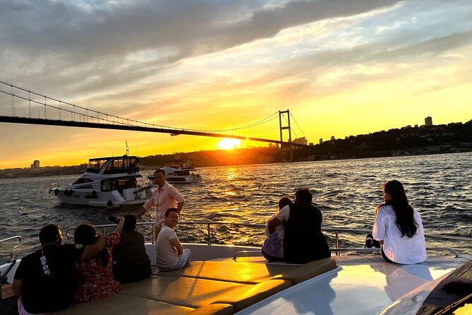 Bosphorus Sunset or Daytime Yacht Cruise with Snacks & Live Guide - Dolmabahçe Palace from the Water: 19th-Century Grandeur in Minutes