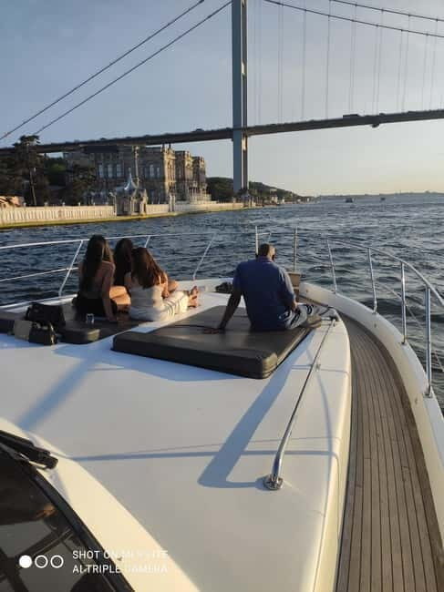 Bosphorus Sunset Yacht Cruise with Guide & Snacks - Meeting Point Reality: How To Avoid the Start-of-Tour Headache