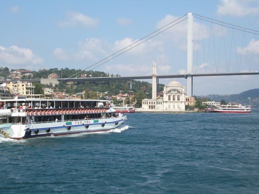 Bosphorus Tour With Lunch - The 1.5-hour cruise: palaces, fortresses, and the two-bridge storyline