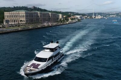 Bosphorus Yacht Cruise Experience: Visit the Asian Side - Cruise route highlights: Dolmabahçe to Ortaköy and the Bosphorus Bridge views