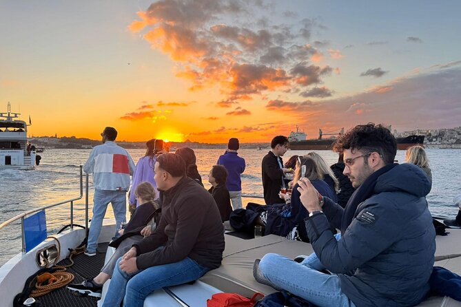Budget Evening Cruise: Dinner, Live Shows & Party - Who This Cruise Is Best For (and Who Should Skip It)