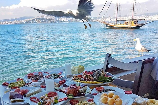 Buyukada Princes’ Island Guided Day Tour with lunch from Istanbul - Lunch at the fish restaurant: included, convenient, and sometimes basic