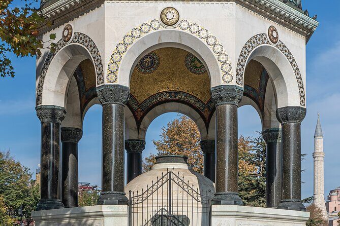 Byzantian and Ottoman City Tour Museum fees Lunch Inc - Hippodrome Monuments: Four Stops That Explain the Spina of the Circus