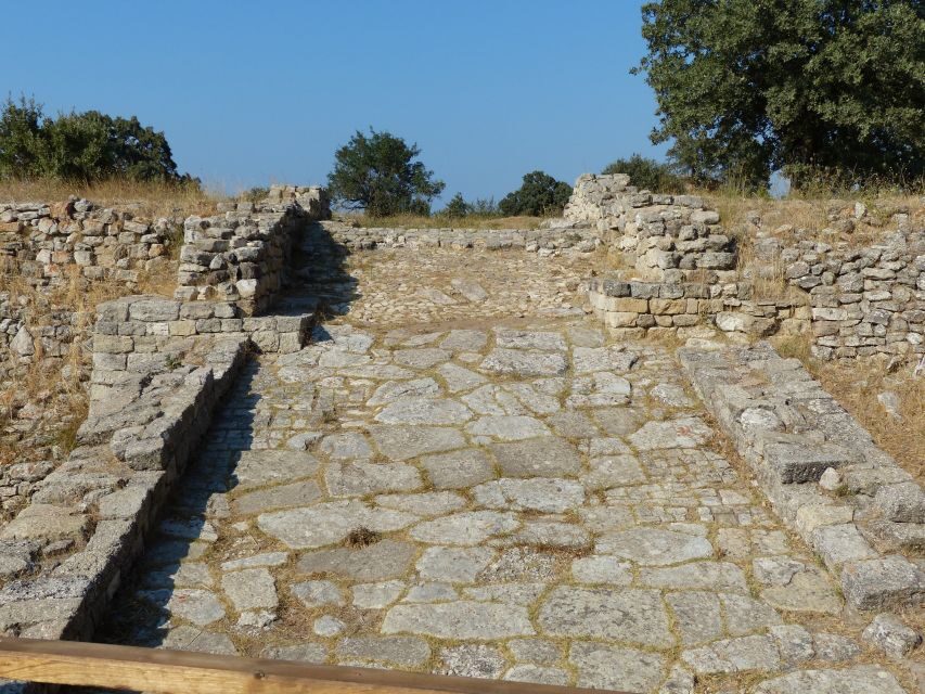 Canakkale: Half-Day Troy Tour - First stop: the outer works and the 3,700-year-old city walls