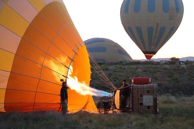 Cappadocia Balloon Ride with Breakfast, Champagne AT GOREME OVER - Ground Team and Safety Feel: What “Professional” Looks Like