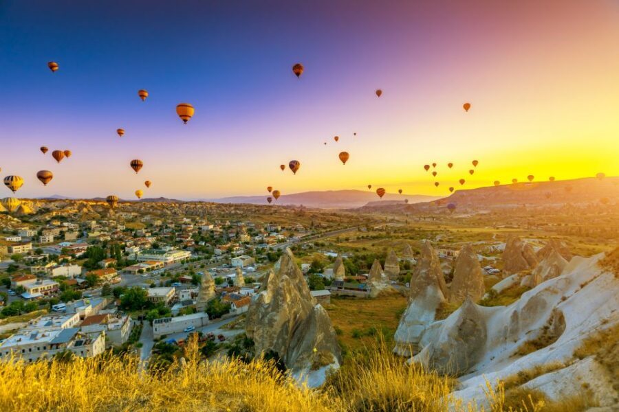 Cappadocia: Best of Cappadocia in 1 Day - Goreme Open Air Museum: cave churches, kitchens, and frescoes