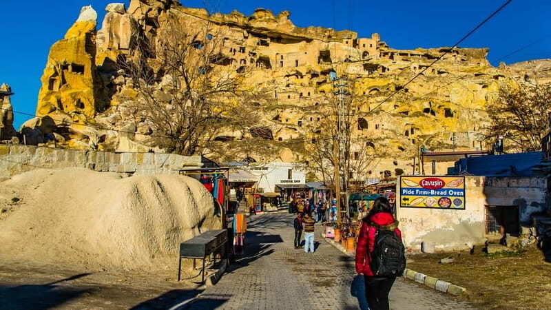 Cappadocia: Best of Red and Green Small Group Guided Tour - Zelve Open Air Museum: monastic life carved into rock