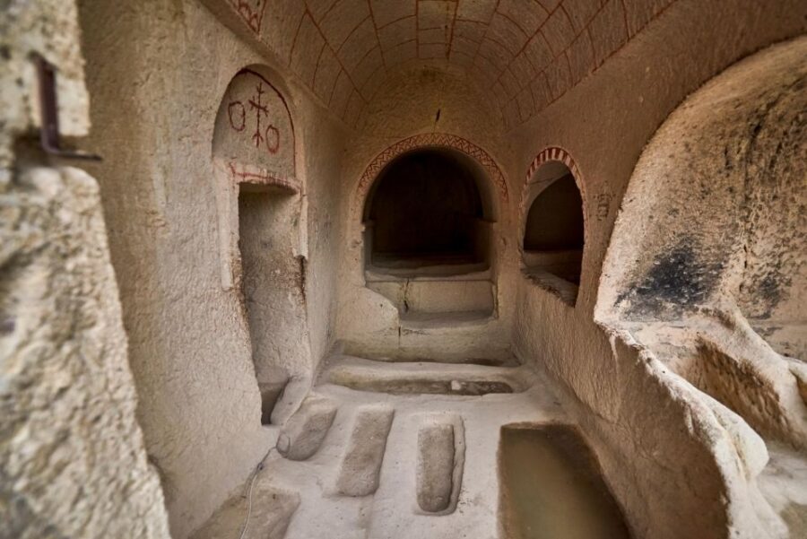 Cappadocia: Blue Tour with Entry Fees and Lunch - Guide and group reality: English/Spanish mix and shop stops
