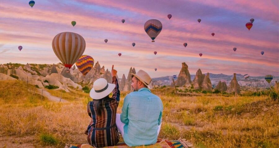 Cappadocia: Blue Tour with Entry Fees and Lunch - Red Valley: where the rocks do the talking