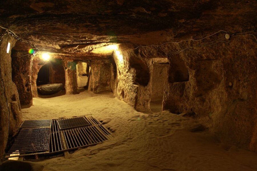Cappadocia: Derinkuyu Underground City & Ihlara Valley Tour - Derinkuyu and Ihlara Valley: A Day With Two Different Worlds