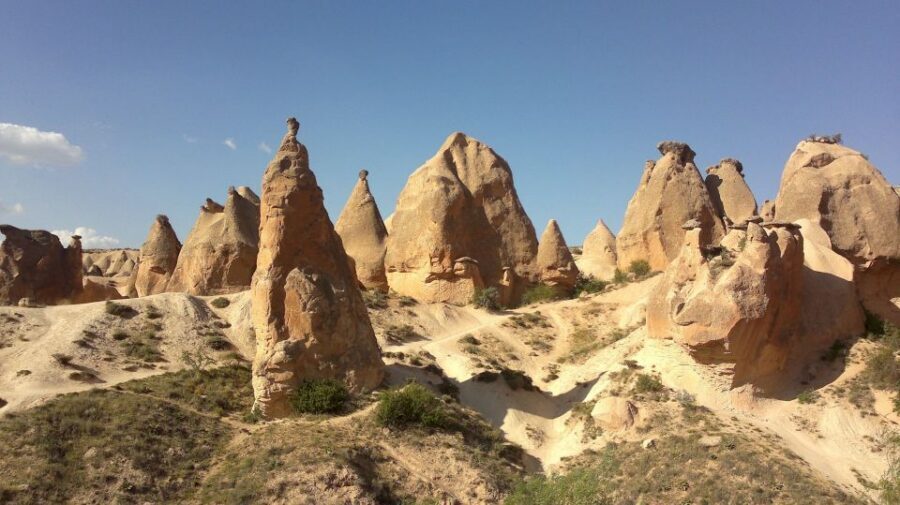 Cappadocia: Derinkuyu Underground City & Ihlara Valley Tour - Lunch Near the River: Nice Break, Variable Quality