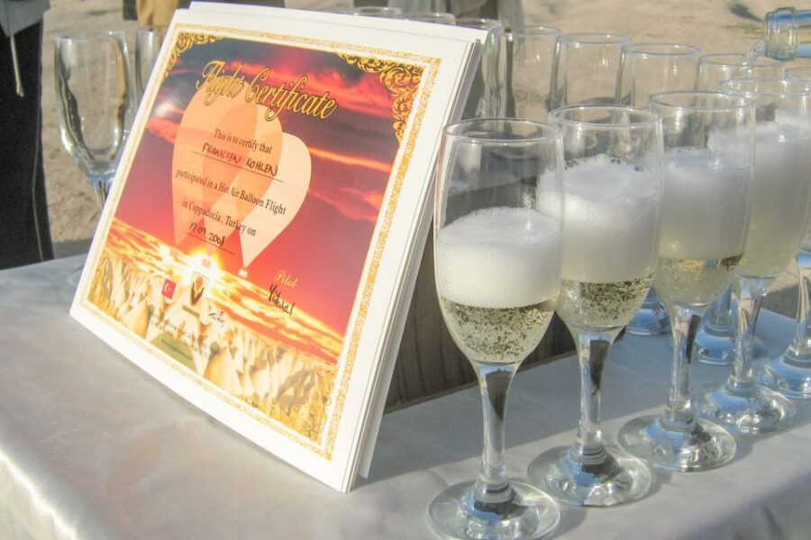 Cappadocia: Discover Sunrise on a Hot Air Balloon - What to bring, and who should think twice