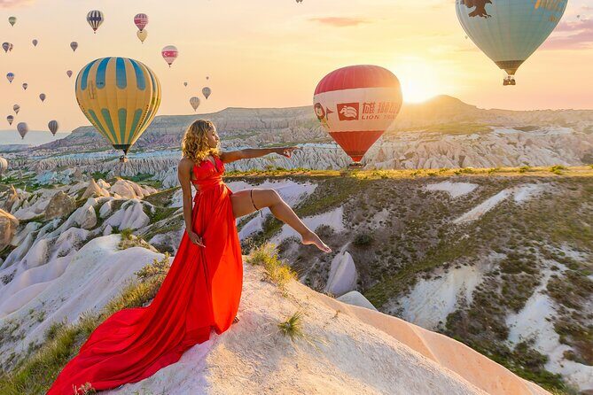 Cappadocia Dreamscapes: Tailored Shoots by Zerders Photography - Sunrise vs sunset: the light schedule you’re really paying for