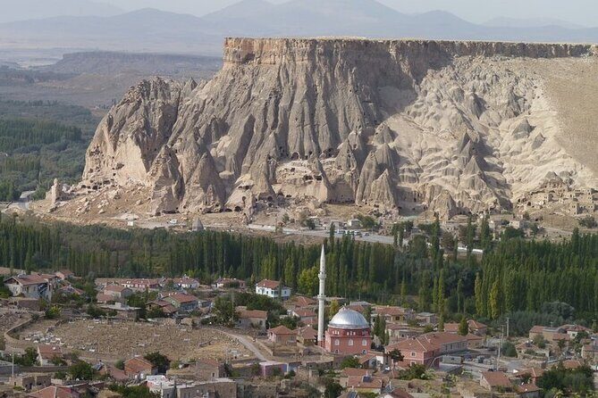 Cappadocia Economic Green Tour - Nar Crater Lake Photos With a Panoramic View Stop