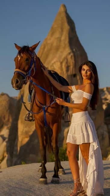 Cappadocia: Fascinating Horse Tour in Göreme Valleys - From pickup zones to the first views in the valleys