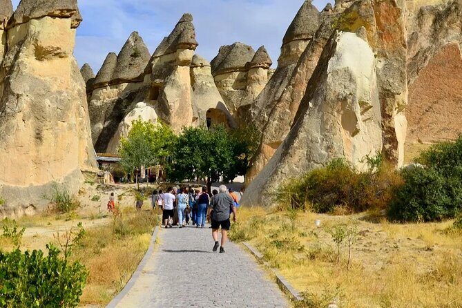 Cappadocia Full Day Private Tour with Lunch Included - Uçhisar Castle: short visit, big payoff