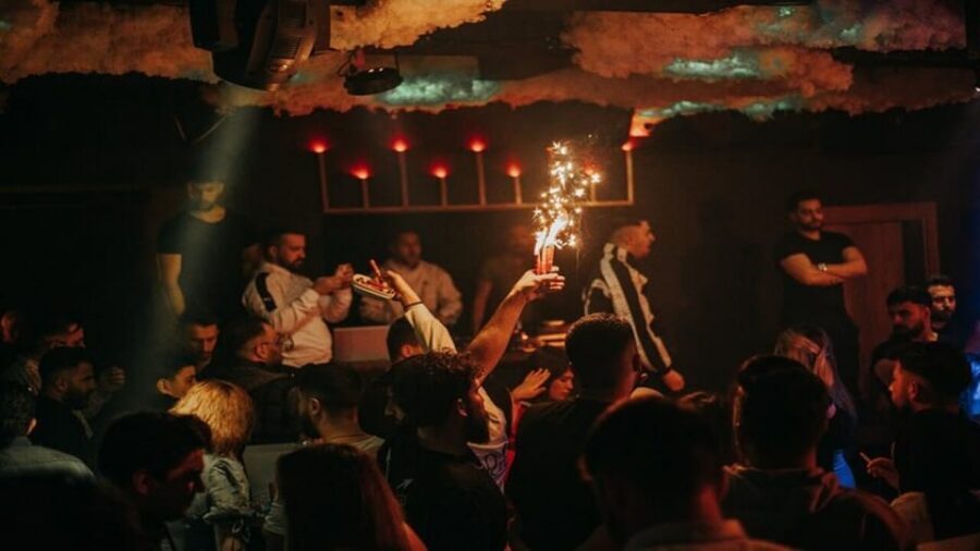 Cappadocia: Guided Bar Crawl with Hotel Pickup and Snack - The club finale with local and international DJs