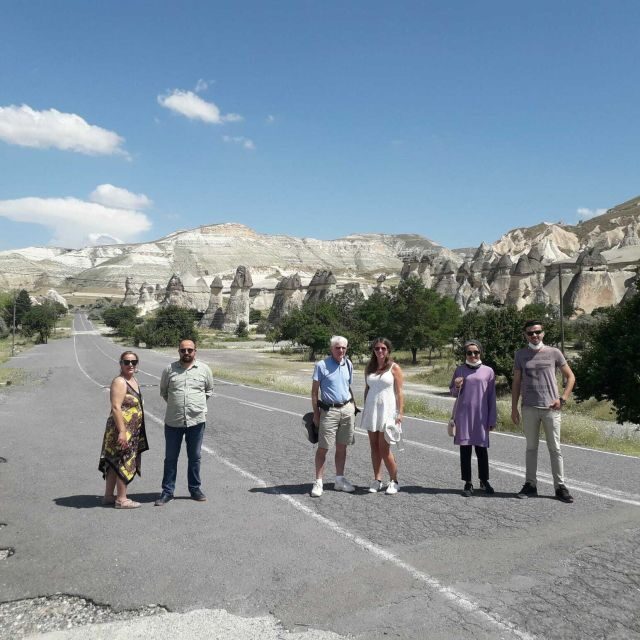 Cappadocia: Highlights Tour with Lunch and Entry Tickets - Avanos for lunch and a hands-on workshop break