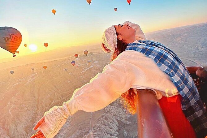 Cappadocia Hot Air Balloon Flight and Rainbow Balloons - The Balloon Morning Rhythm: How 28 People Move Without Chaos