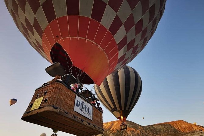 Cappadocia Hot Air Balloon Ride / Royal Balloon - Royal Queen vs Royal King: smaller basket, better experience