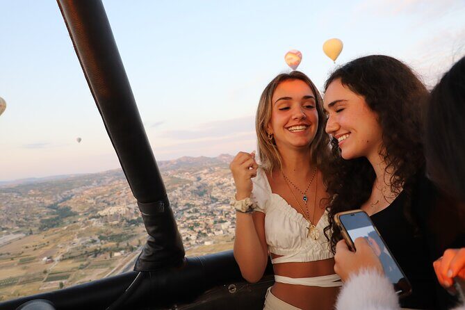 Cappadocia Hot Air Balloon Tour With Transfer - Coffee, Cakes, and a Safety Briefing Before Takeoff