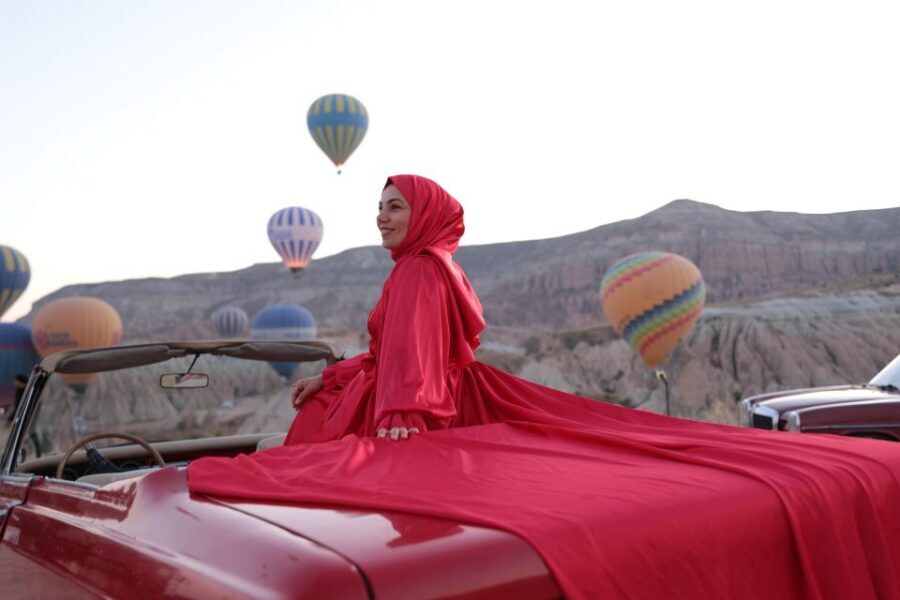 Cappadocia Photo Shoot with Classic Car and Flying Dress - Price and value for a private group up to 3 people