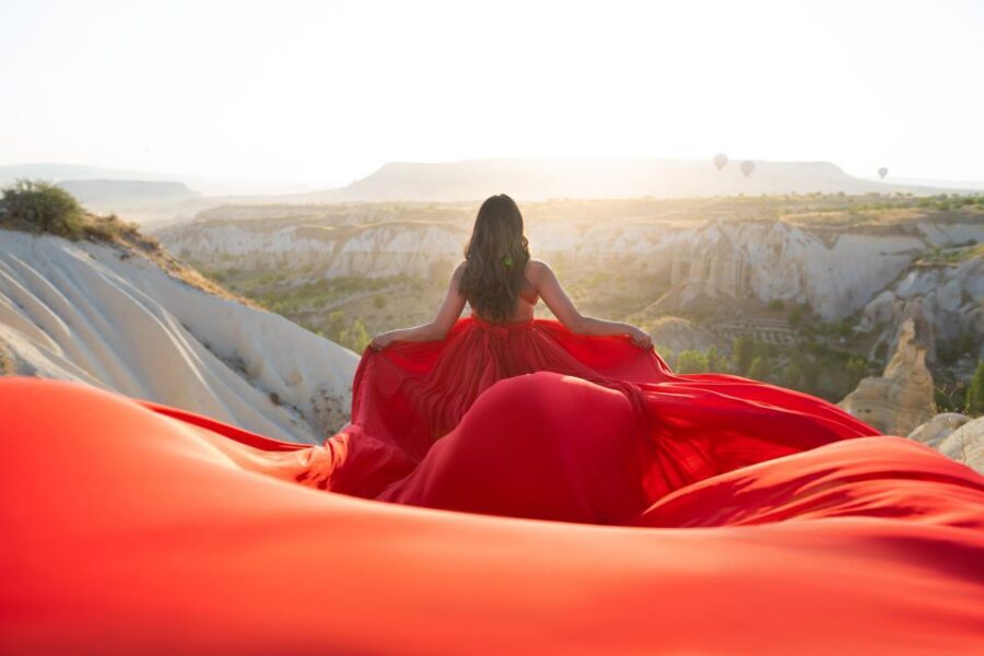 Cappadocia: Photo Shooting Tour - Love Valley for the balloon-and-fairy-chimney look