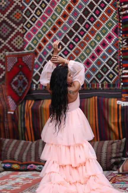 Cappadocia: Photo Shooting With Flying Dress & Carpet House - Key things that make this shoot worth it