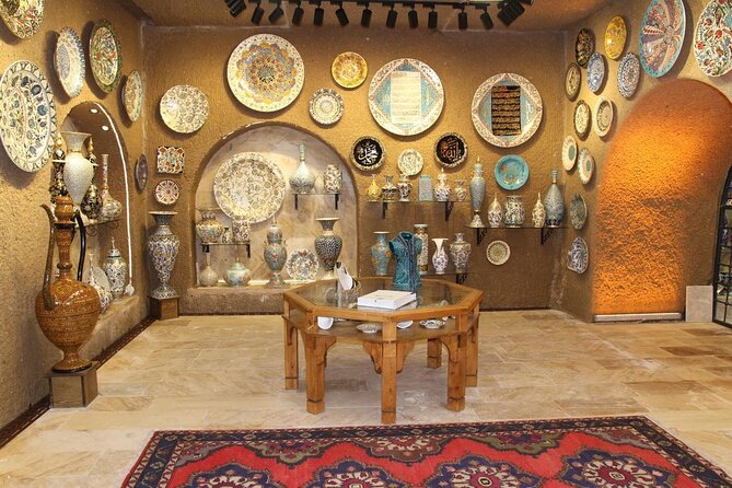 Cappadocia Pottery Workshop Class - Tea, coffee, and water: the small comfort that actually helps