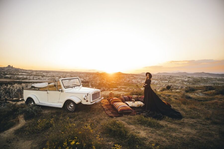 Cappadocia: Private Classic Car Trip with Photoshoot Option - Classic car option: vintage photos without the stress
