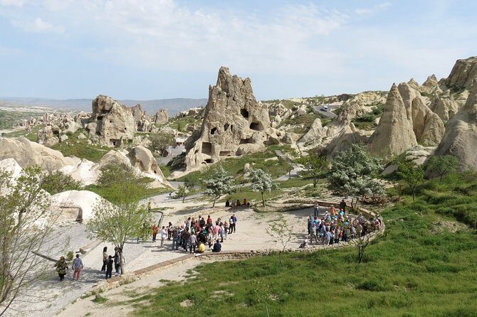 Cappadocia Private Red Tour - Avanos Sentez Carpet Workshop & Store: patterns with meaning
