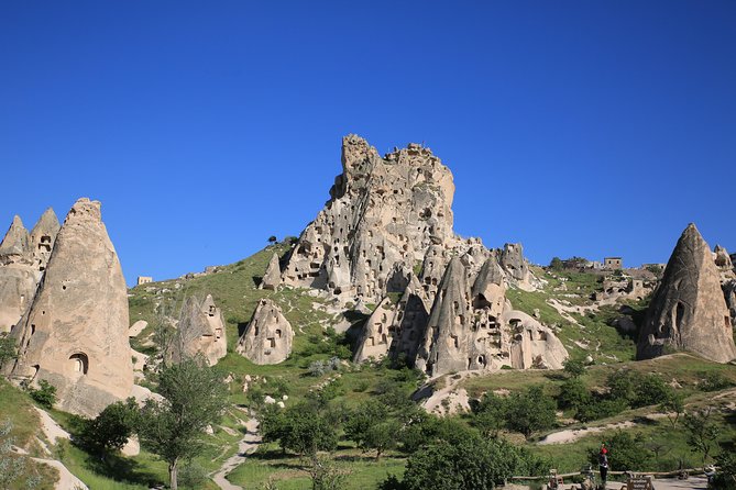 Cappadocia PRIVATE TOUR, All in One Day ,with guide( ENG-Portguse - Uchisar Castle: highest point, fast visit, big payoff