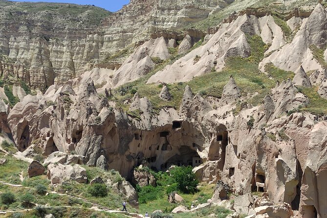 Cappadocia PRIVATE TOUR, All in One Day ,with guide( ENG-Portguse - Fairy Chimneys: the signature rock shapes (and the symbol idea)
