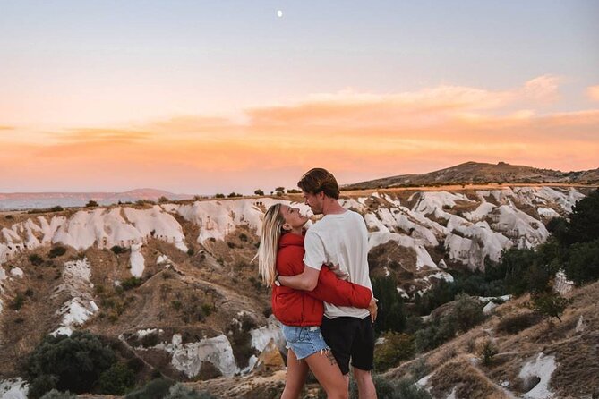 Cappadocia Red & Green Tour in One Day Guided By A Local Expert - Avanos and lunch: a real break plus a craft town feel