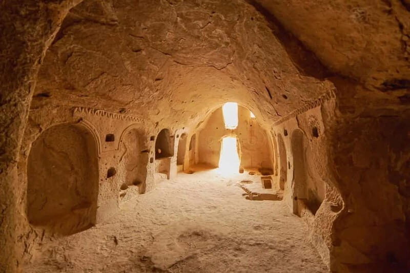 Cappadocia: Red Tour with Lunch & Pottery Demonstration - Avanos: lunch, shopping time, and the pottery/ceramics demonstration