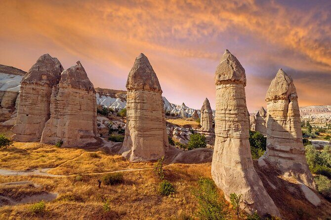 Cappadocia Red Tour,(included,lunch,guide,entrance fees) - Uchisar Castle: the fairy-chimney view that sets the tone