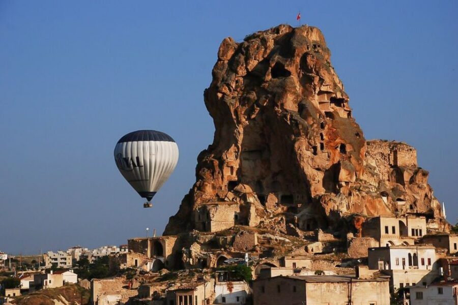 Cappadocia: Royal King Flight - Watching the balloon assemble, then sitting down for safety rules