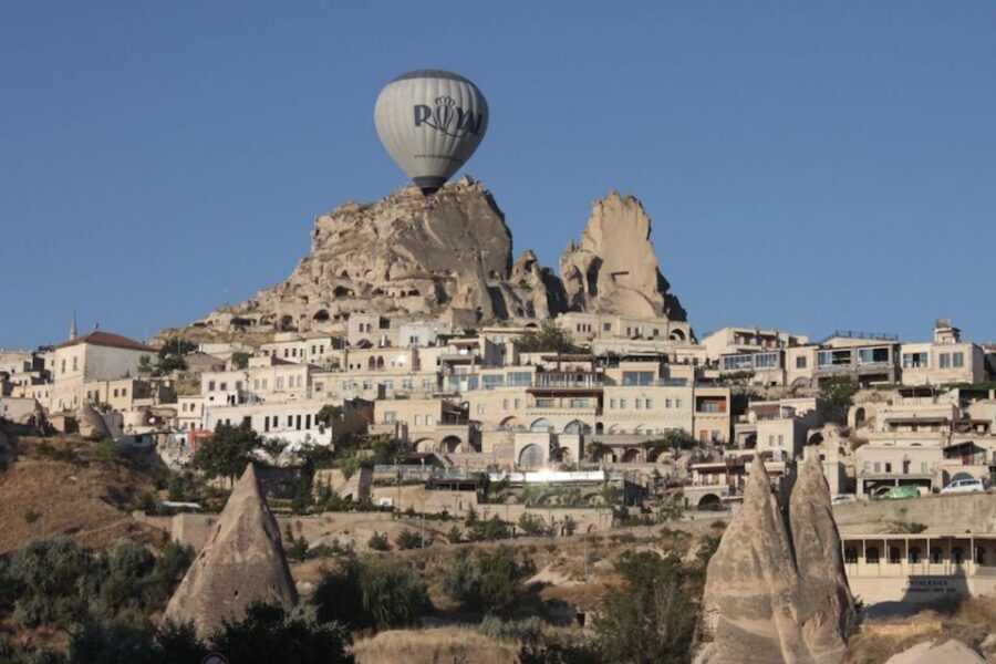 Cappadocia: Royal Queen Hot Air Balloon Tour at Sunrise - Why This Royal Queen Sunrise Flight Feels Different