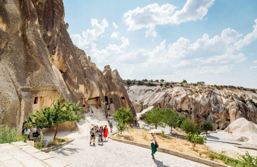 Cappadocia: Small Group Guided Full-Day Red Tour with Lunch - A 6-hour Red Tour that hits the icons without dragging