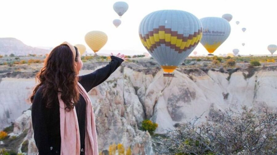 Cappadocia: Sunrise Balloon Watching Tour - Language and Support: What You Can Expect From the Guide