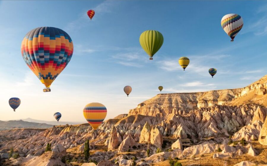 Cappadocia: Sunrise Balloon Watching Tour with Photographer - Balloon Chasing at Dawn: Why This Cappadocia Morning Works
