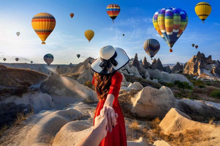 Cappadocia: Sunrise Hot Air Balloon Watching Experience - Stop 1: balloon inflation and the real mechanics of launch