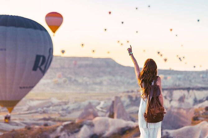Cappadocia Sunrise Hot Air Balloon Watching Tour With Audio Guide - Snacks, Small Comforts, and the Group Size Advantage