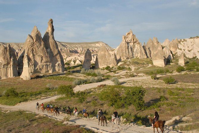 Cappadocia Sunset Horse Riding through the Valleys and Fairy Chimneys - Why This Sunset Horse Ride Works in Göreme