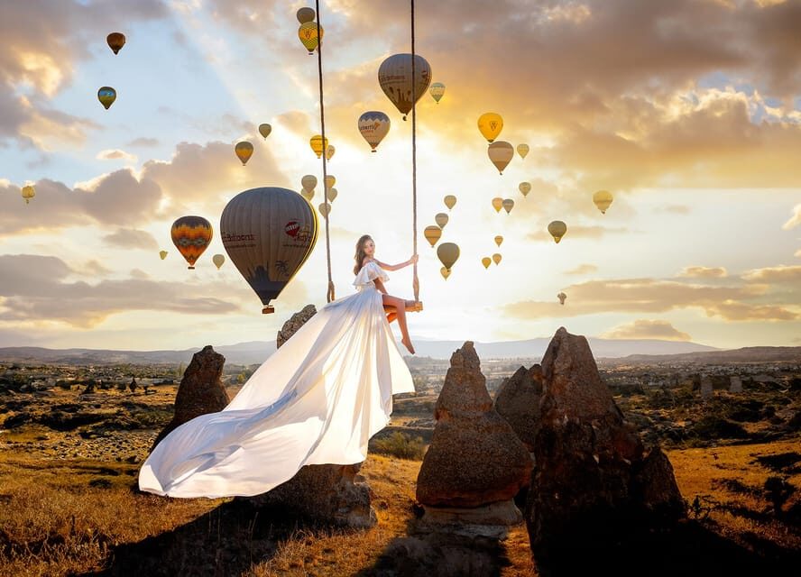 Cappadocia: Taking photo with Swing at hot air balloon view - Price and value: is $803 per person reasonable?